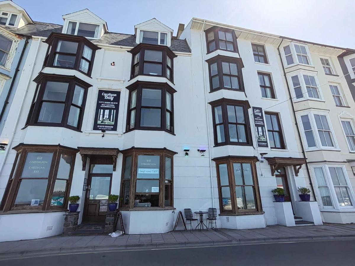 Cardigan Bay Self Catering Accommodation Aberystwyth Esterno foto